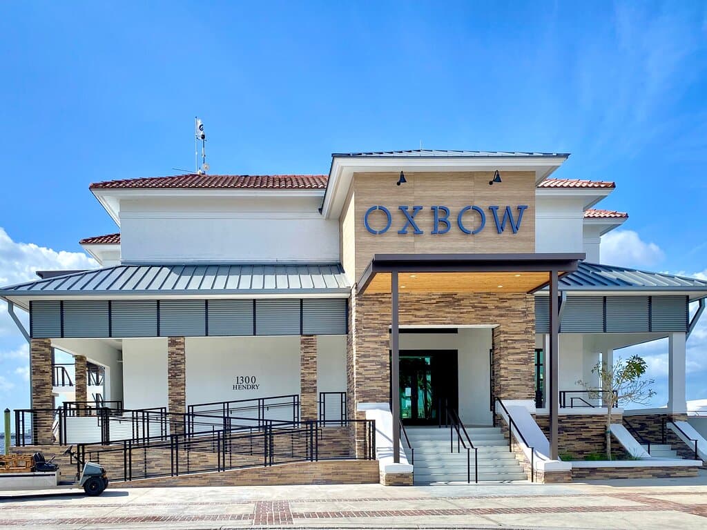 Oxbow Bar & Grill, located right on the Caloosahatchee River at the end of Hendry Street in Downtown Fort Myers.