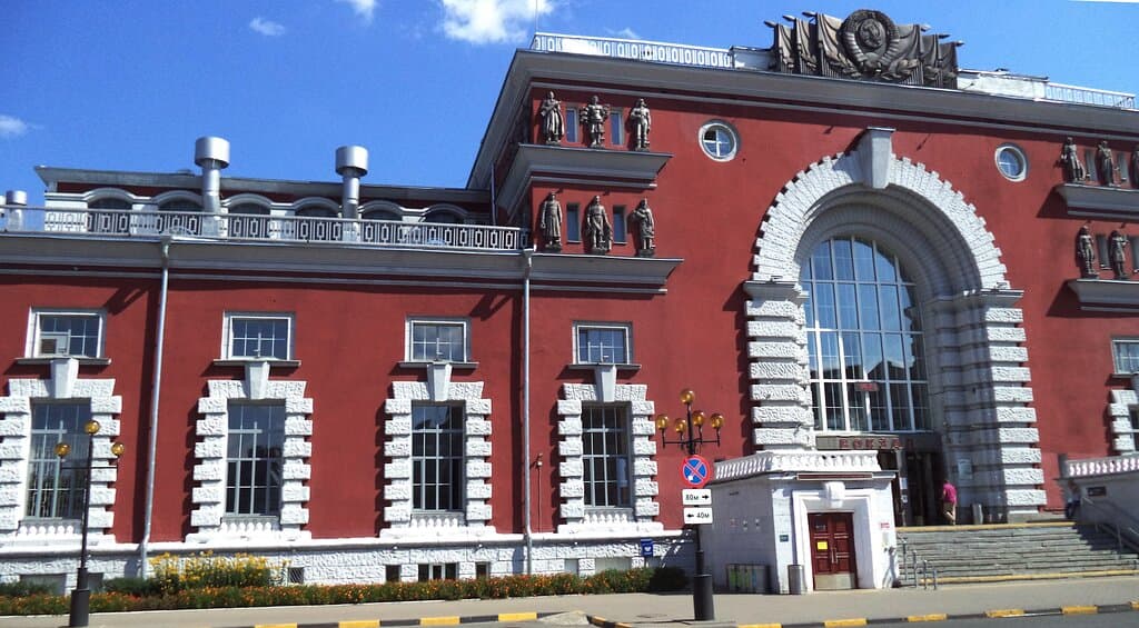 Железнодорожный вокзал Курска