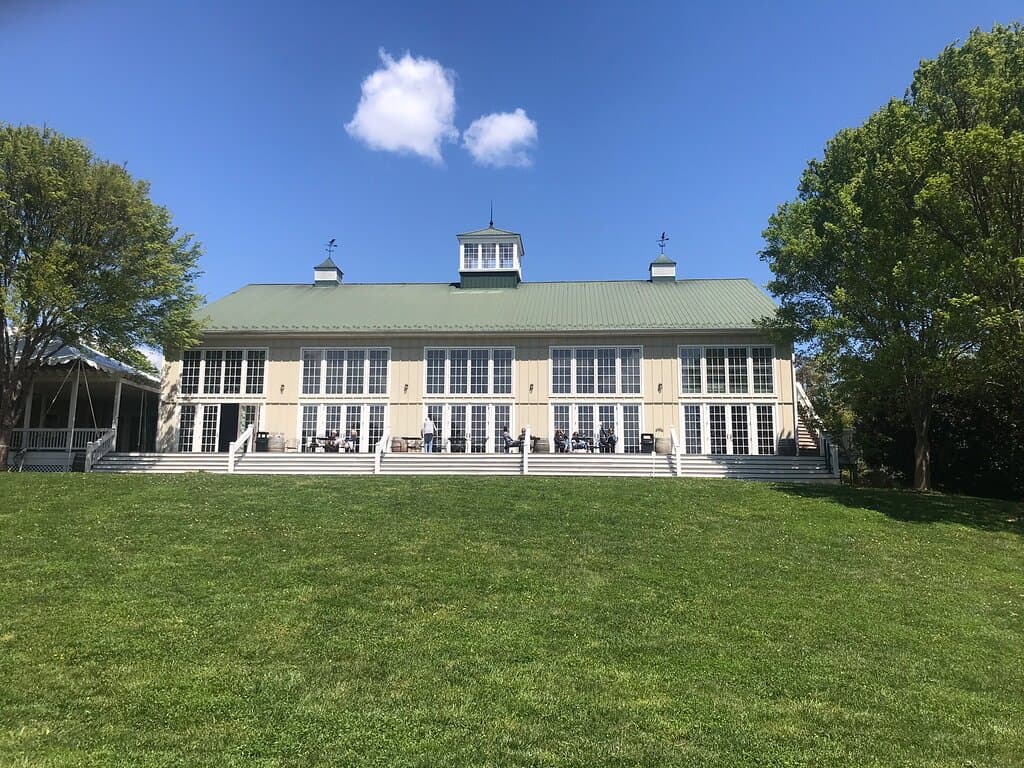 Veritas Vineyards & Winery