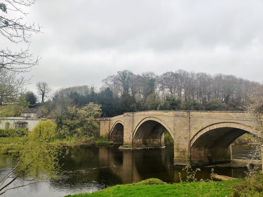 walking towards Piercebridge from High Coniscliffe