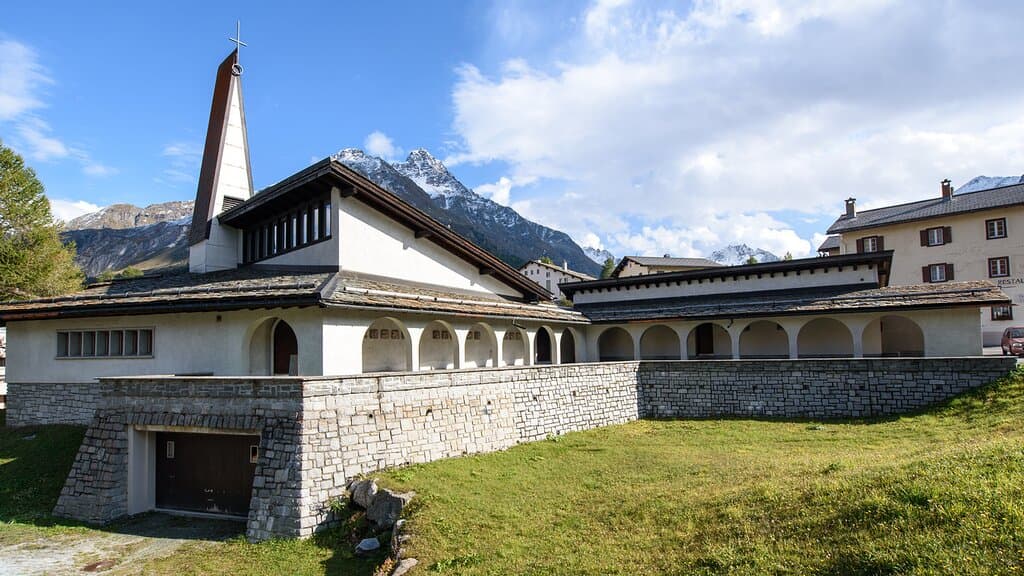 Kirche St. Peter & Paul / Chiesa di San Pietro e San Paolo (Maloja GR)