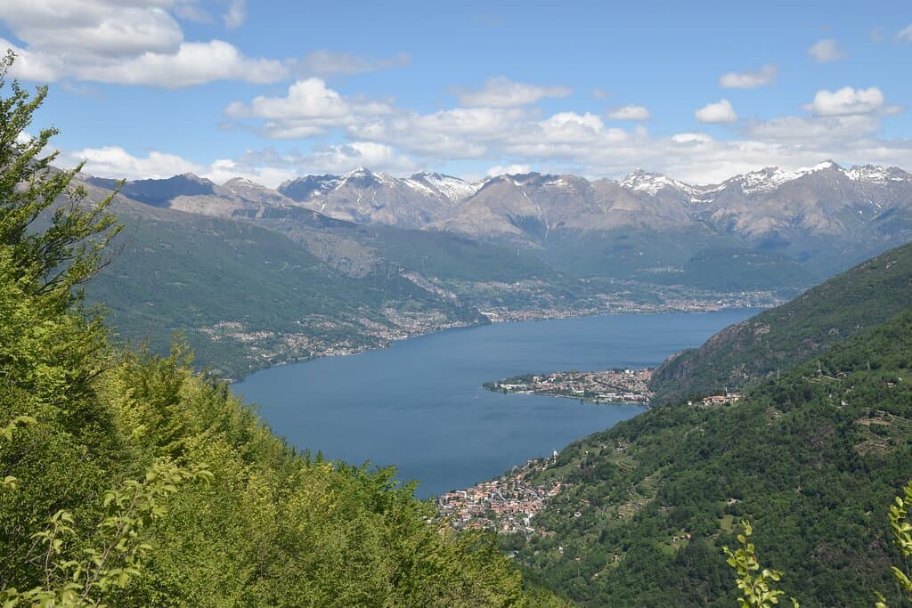 Salendo dalla Valsassina