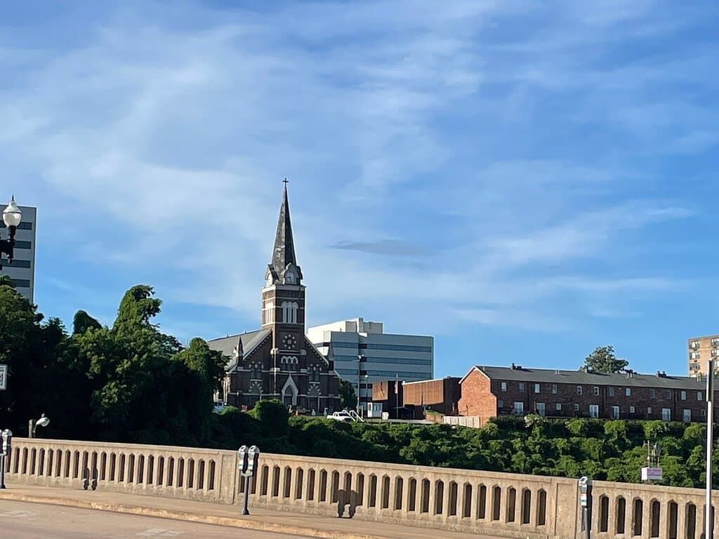 Worthy of a little walk. ♥️