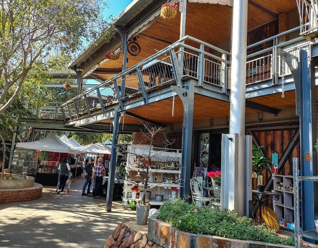 Jasmyn Farm Stall and Windmill