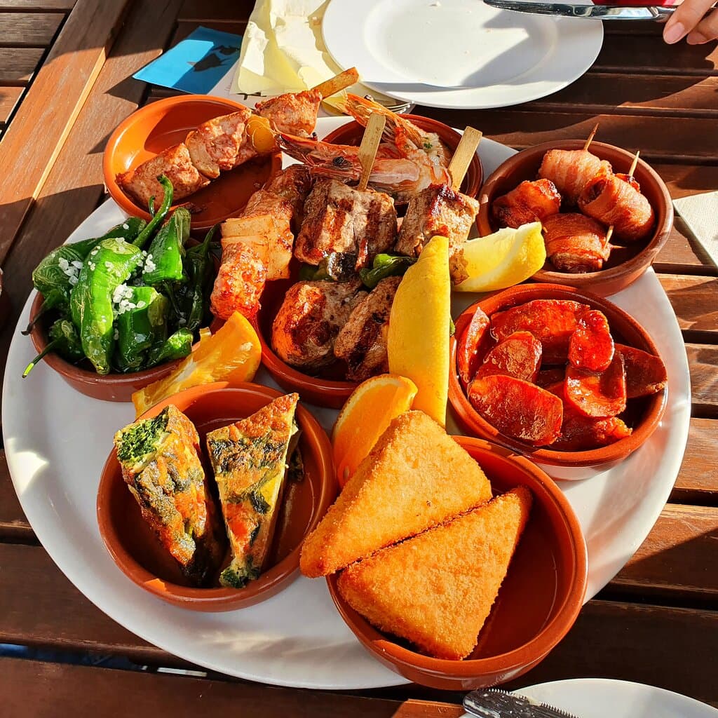 LA NIÑA | Tapas Bar & Restaurant