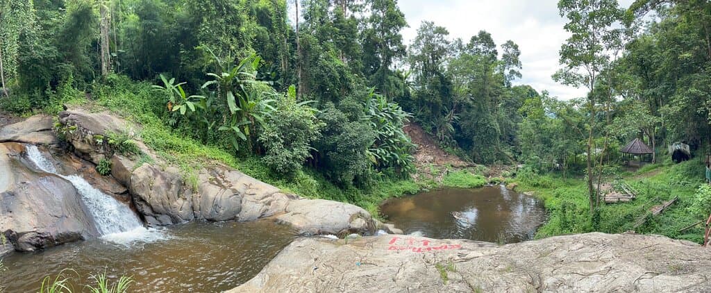 Mo Paeng Waterfall Pai Thailand