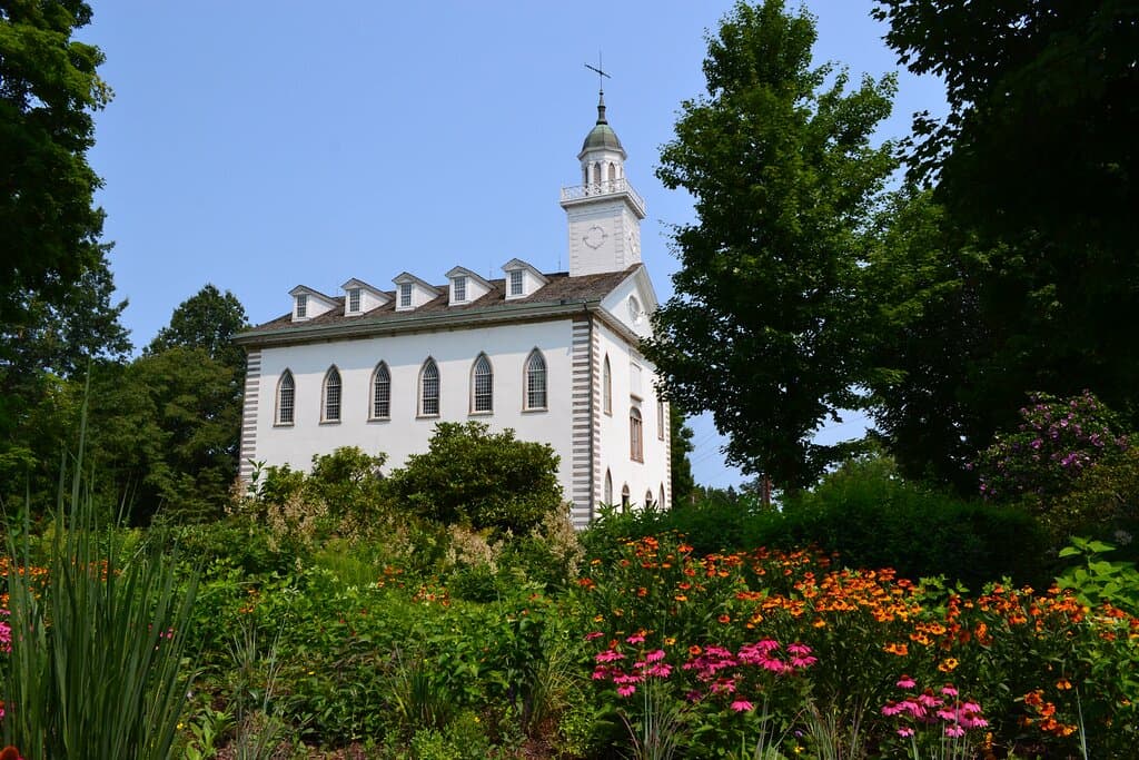 Kirtland temple, surrounded by beautiful gardens