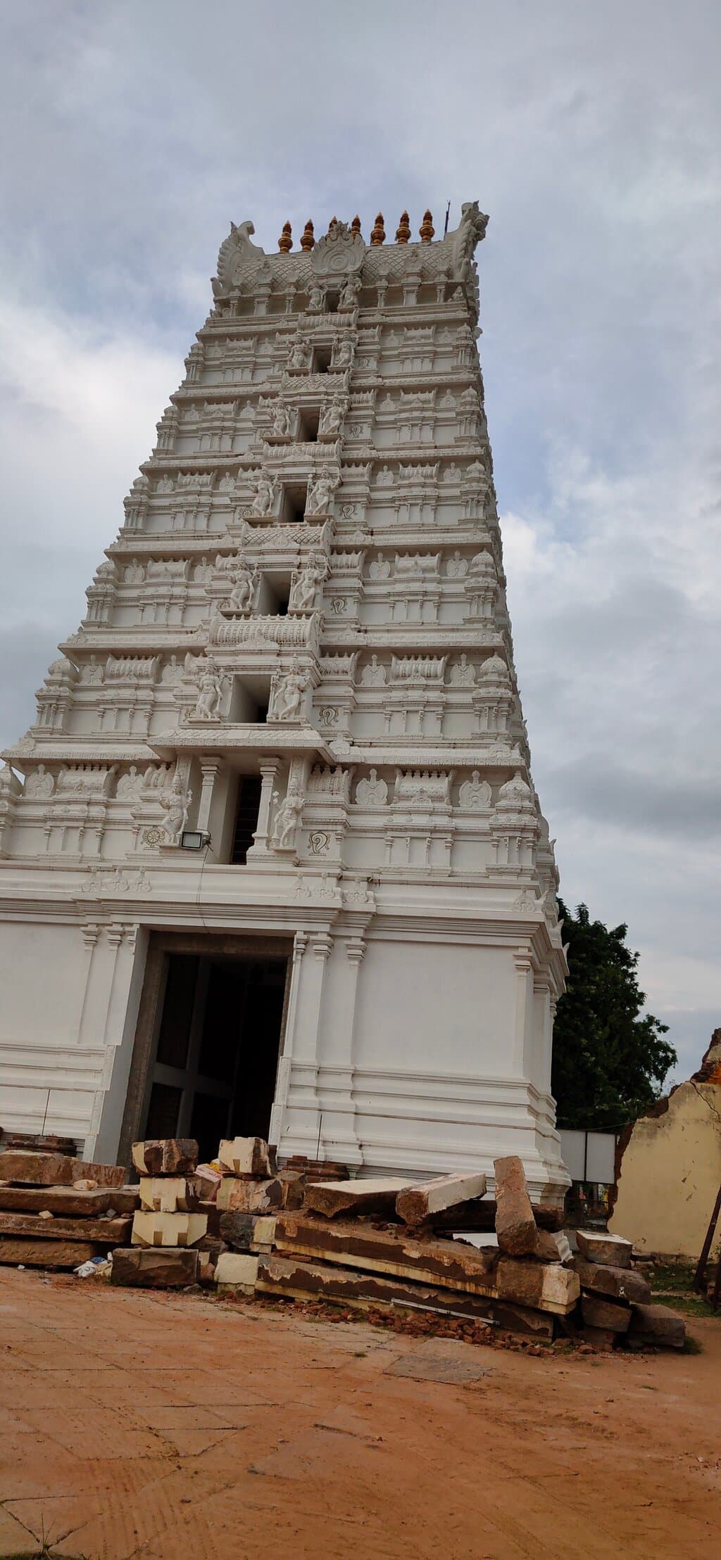 Madhyaranga Temple Shivanasamudra