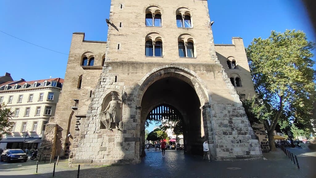 Eigelsteintorburg