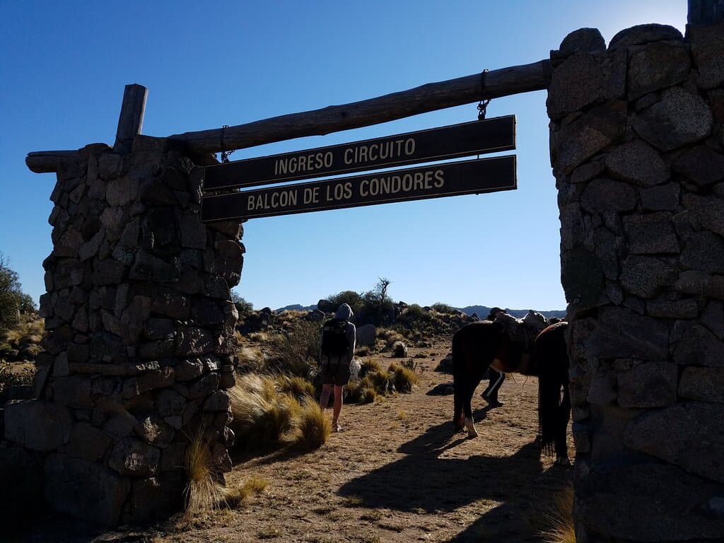 entrada a el sendero de los conodores