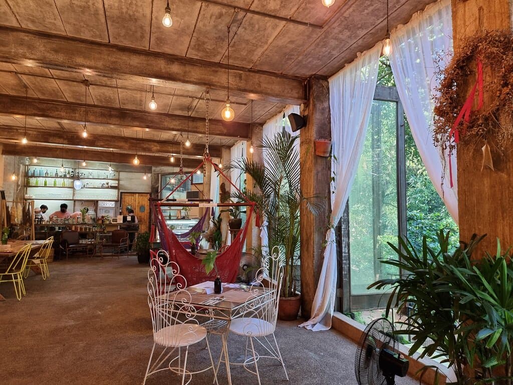 Burrow Cafe Antipolo Beehouse