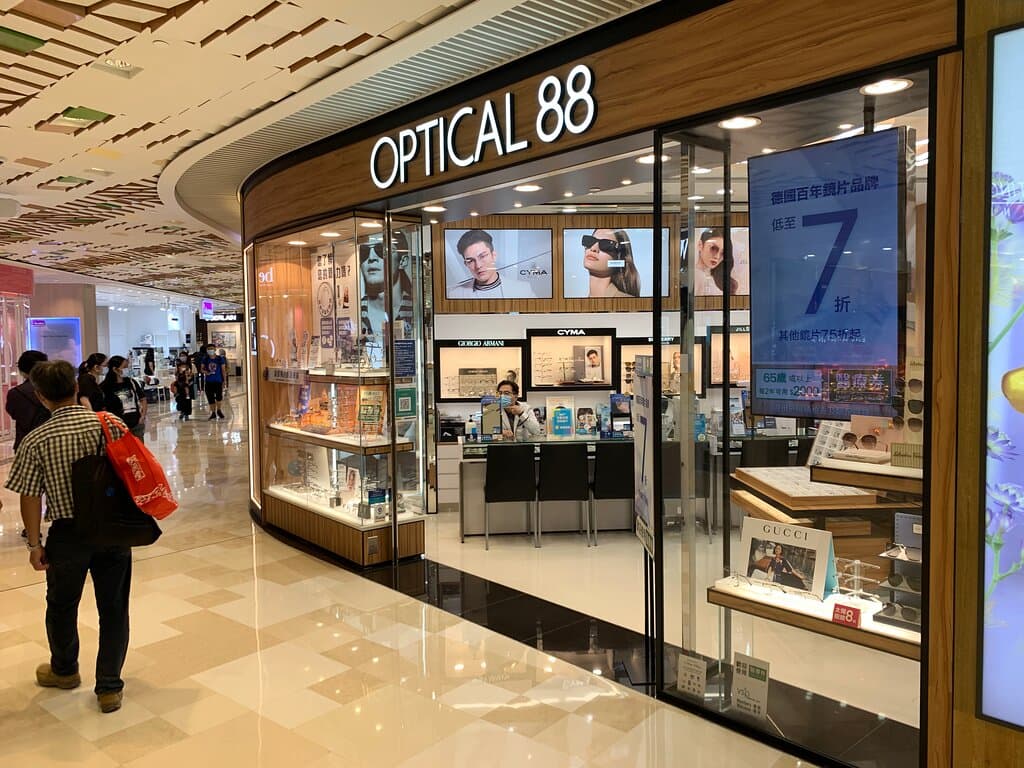 V Walk at Nam Cheong  (3) 