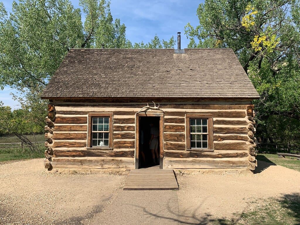 Roosevelt's log cabin