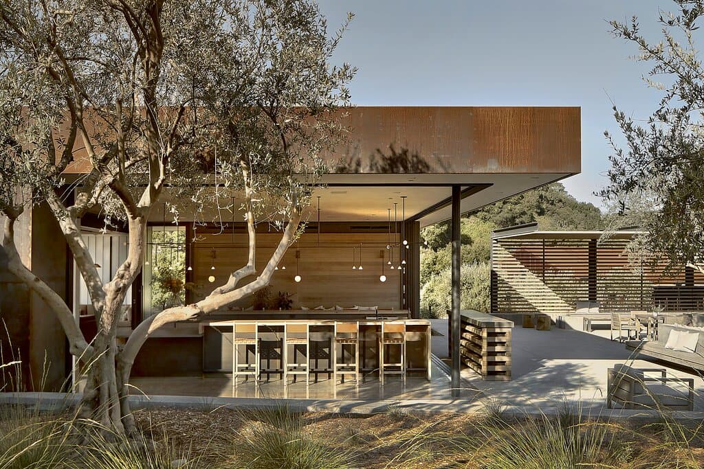 Main tasting room 