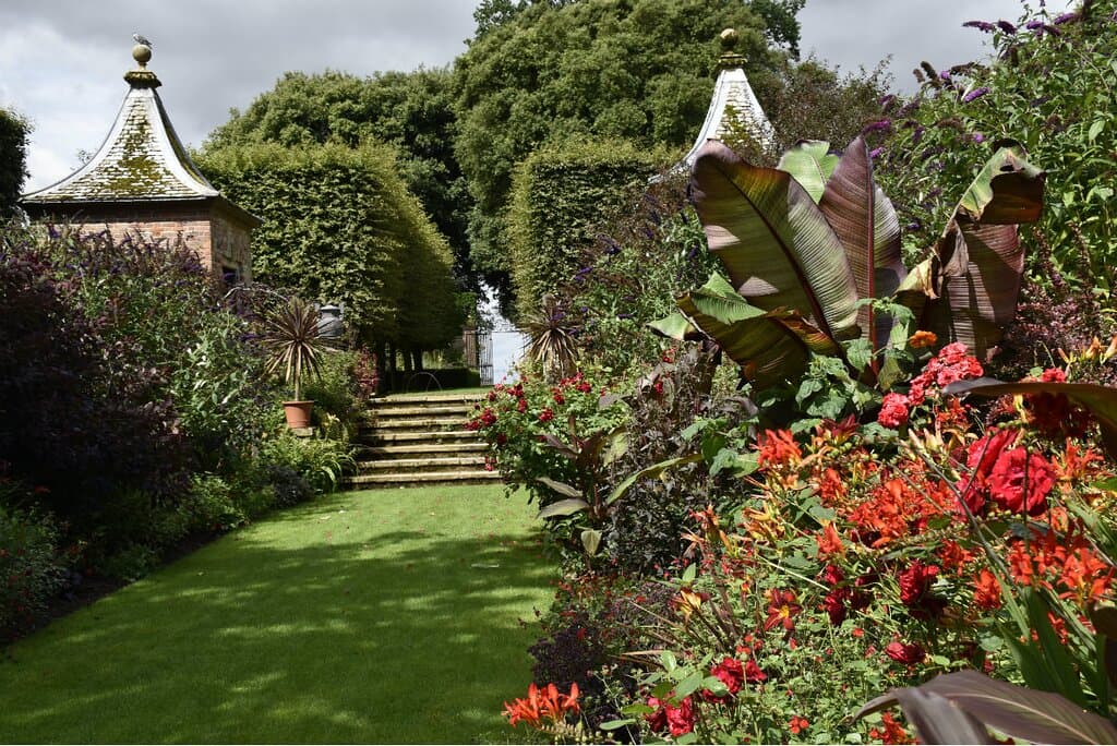 The Red Borders and Gazebo steps. (Autumn)