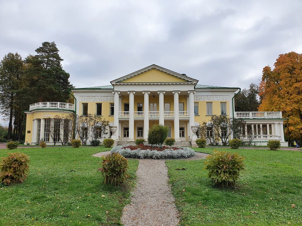 Главный дом