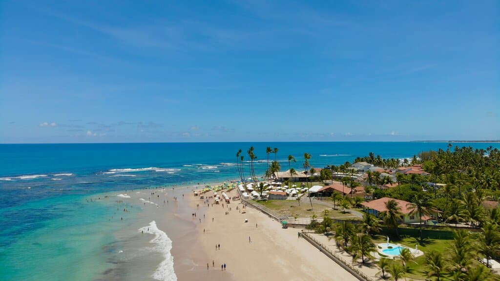 Mais uma top praia de Porto de Galinhas. Situa a apenas 4 km da vila de Porto com acesso fácil. O visual é muito bonito e o banho de mar vale a pena. Estrutura muito boa de atendimento no local. Recomendo conhecer.