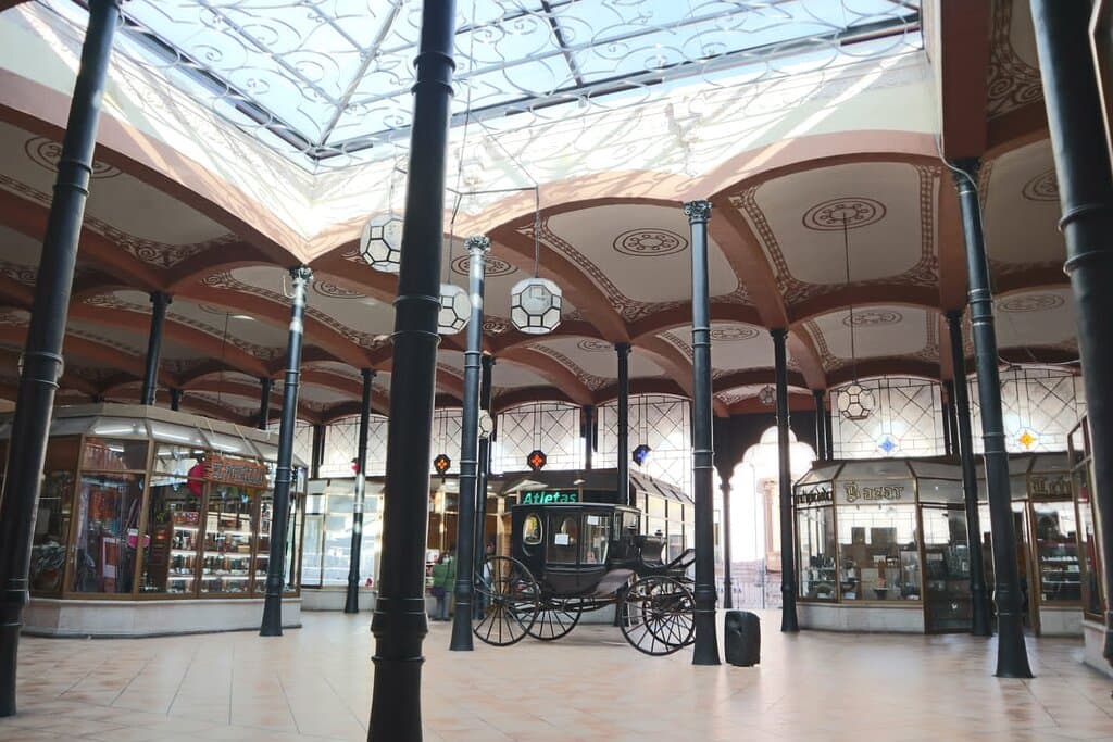 La bella arquitectura del Mercado González Ortega. 