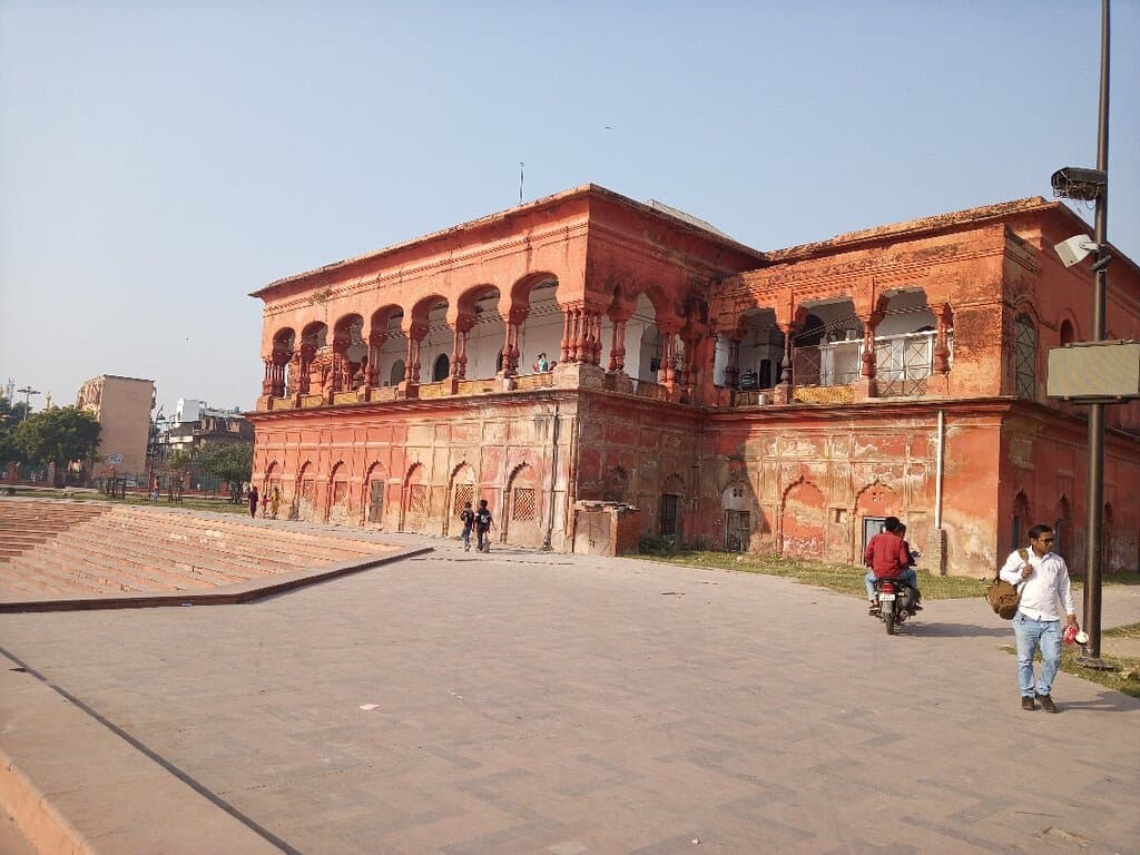 Husainabad Picture Gallery Lucknow