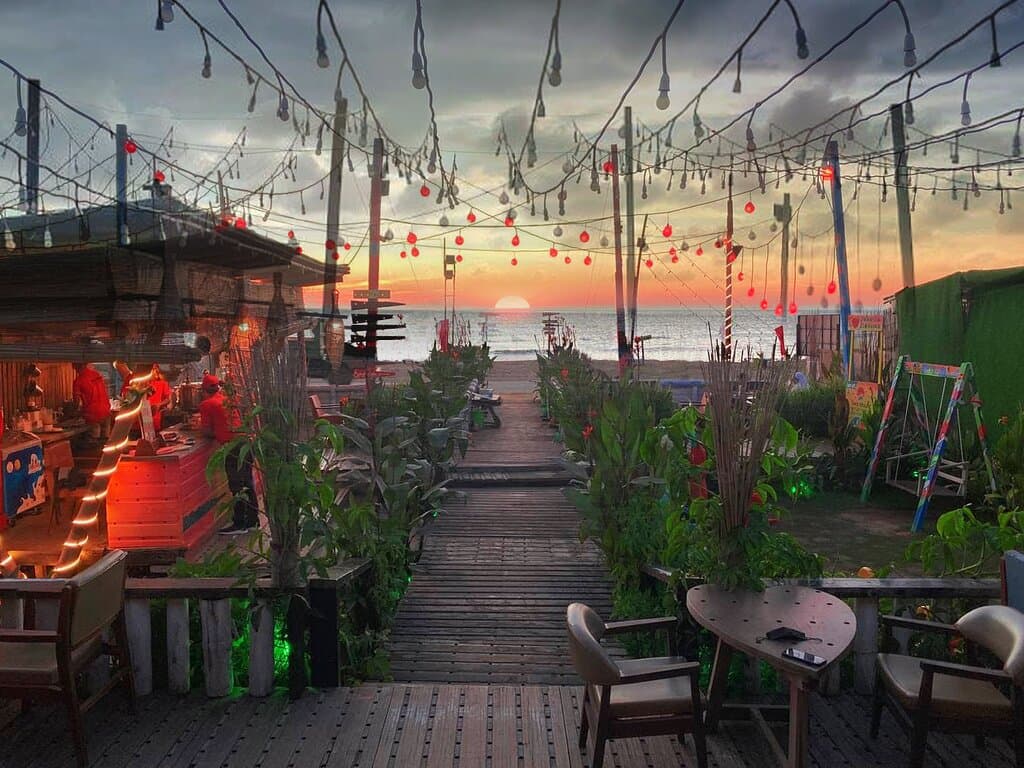 It is almost impossible to watch a sunset and not dream. A dreamy view from our beloved Sea Mount Cafe, Patuartek Beach, Cox's Bazar.