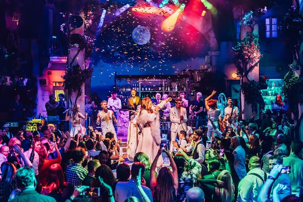 A fabulous ABBA disco!