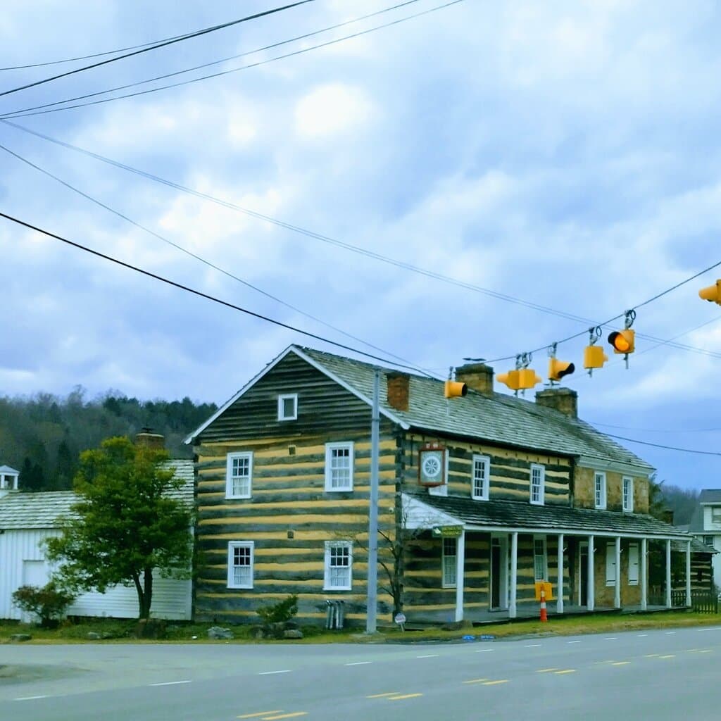 Log cabin