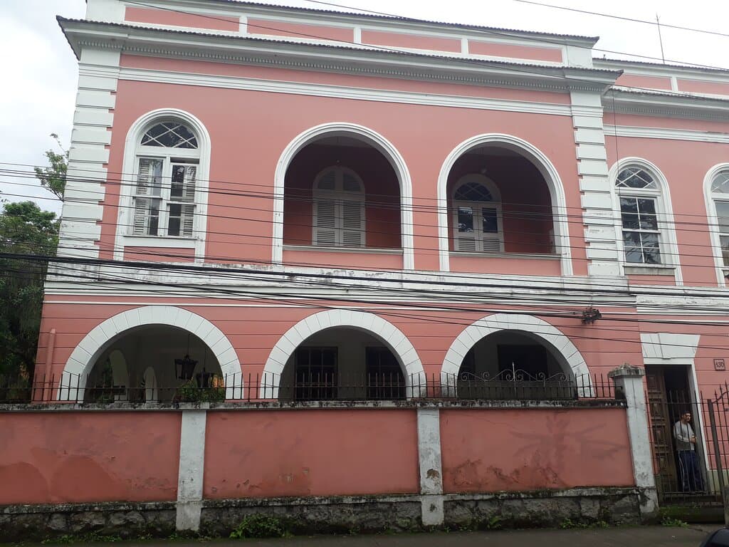 Parte da fachada frontal do Palácio do Grão-Pará