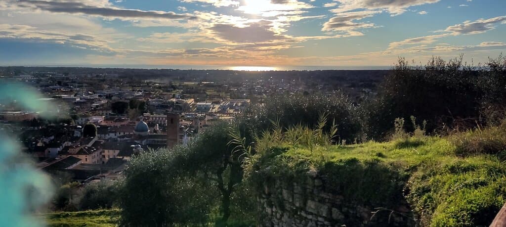 Panorama dalla Rocca di Sala