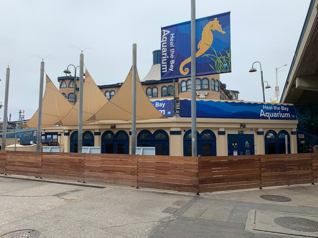 Heal the Bay Aquarium (exterior)