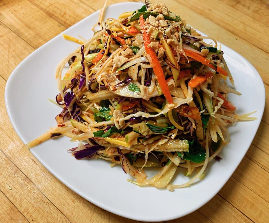 Fresh papaya salads, choose your protein & dressing (Viet or Thai spicy)