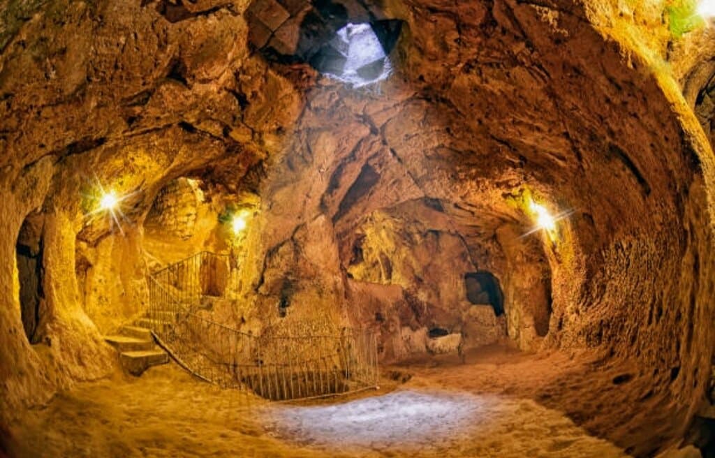 Derinkuyu yeraltı şehri
