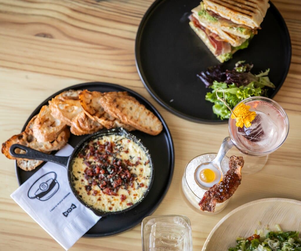 The Milkman's Bar/South and Central food/drinks