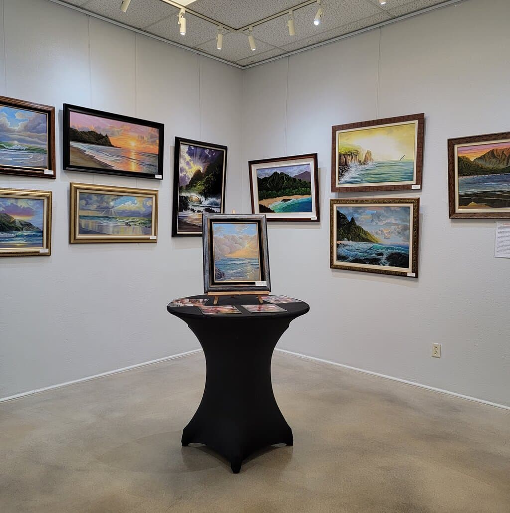 A beautiful exhibit of fine art with a different display of art every month.  Artists work in their studios and teach classes.  Potters work in the pottery facility and are able to have their work fired at this site.  This is well worth a visit.