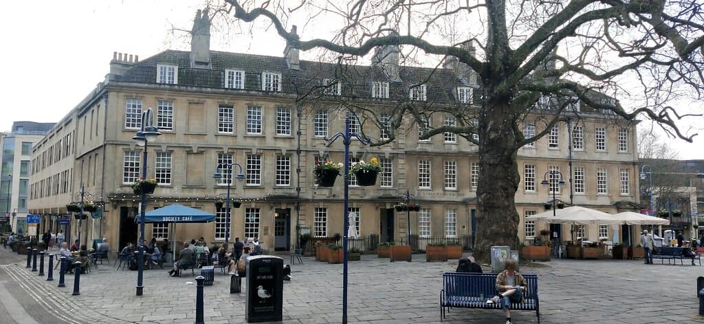 Kingsmead Square