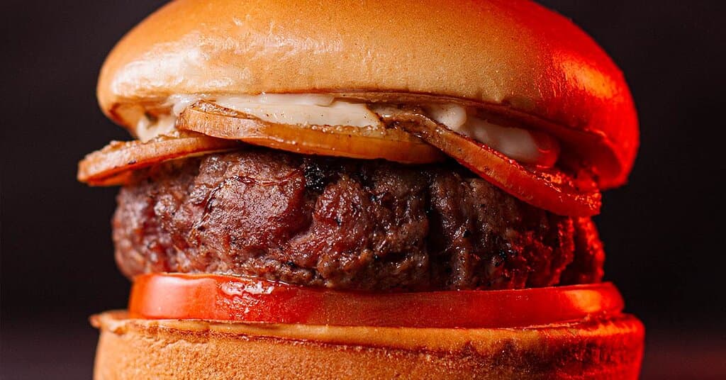 São burgers artesanais com mais de 26 opções de sabores à sua escolha. Aqui amamos servir qualidade! 