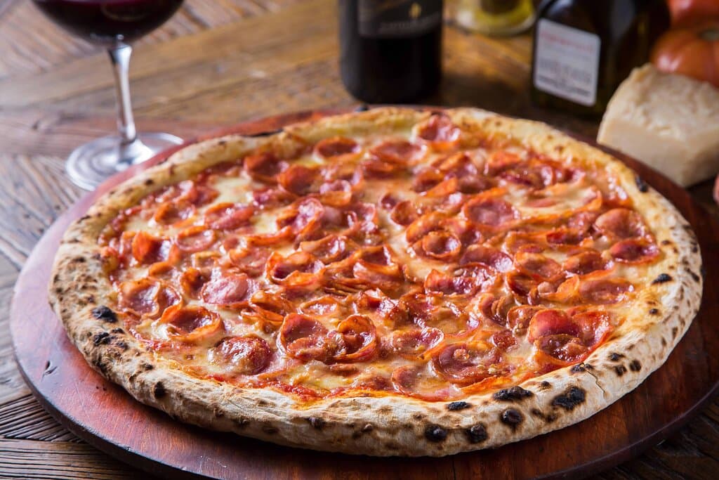 Riviera - Mozzarella e linguiça calabresa artesanal