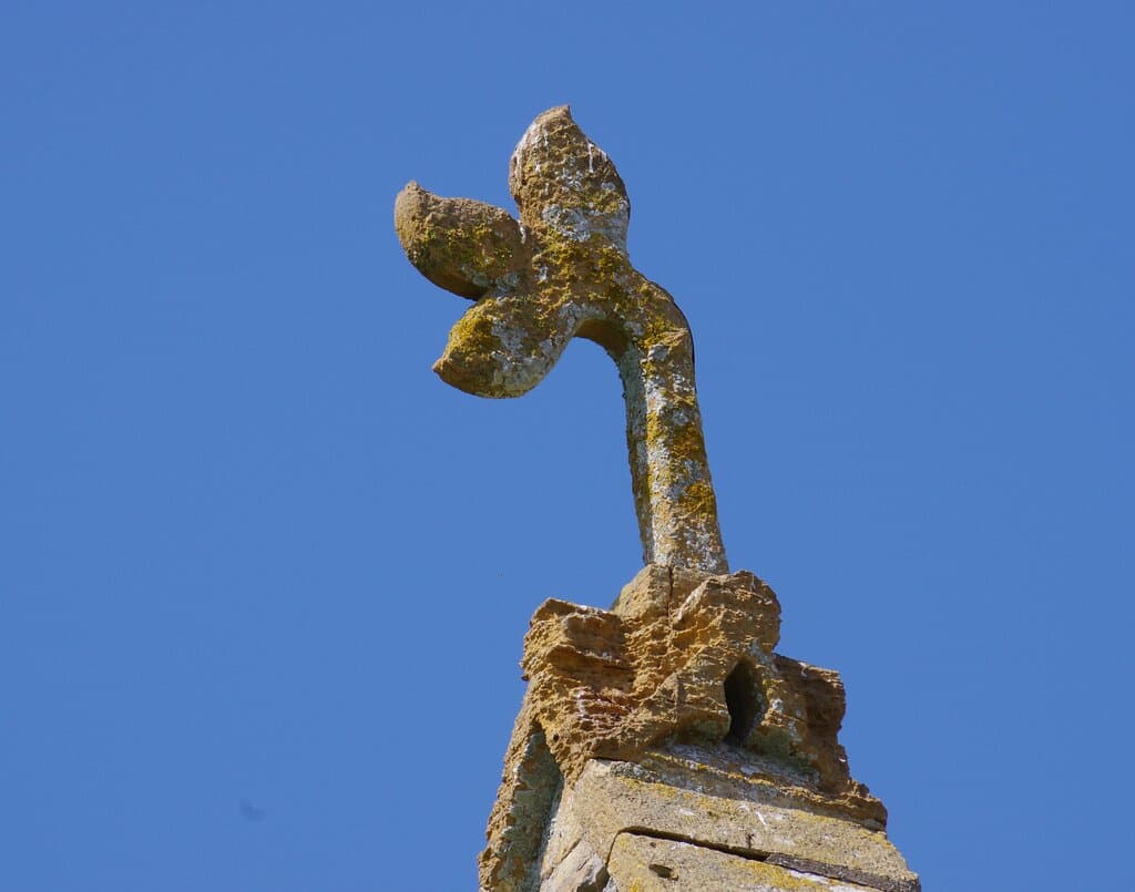 Carving to keep away evil spirits
