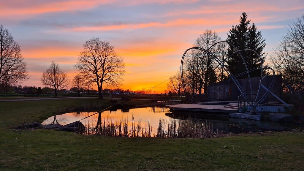 Andrew Haydon Park Ottawa