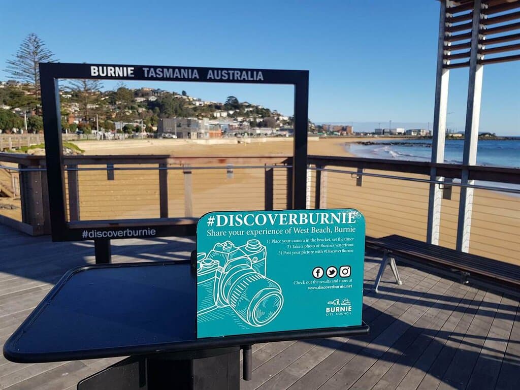 With an aquatic water feature, picnic shelters, open grassed space, BBQs, exercise equipment and a children’s playground, this is a popular place for the people of both Burnie and north-west Tasmania
