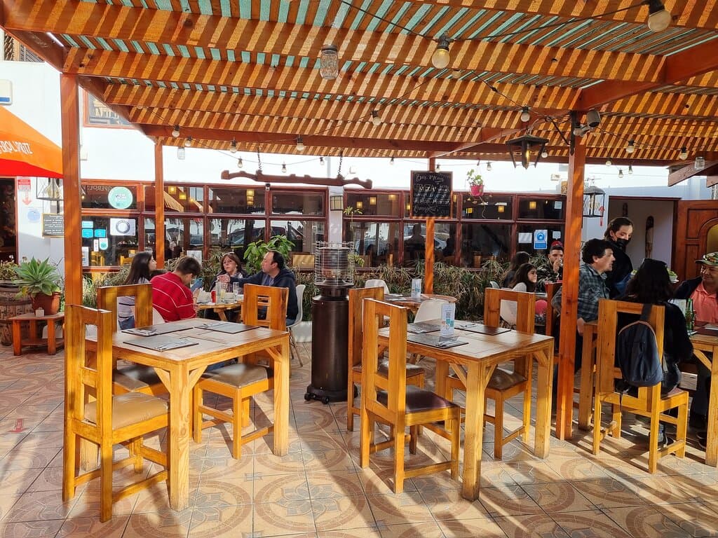 Fogón del Mar, es un restaurant de pescados y mariscos, ubicados en la costanera de Coquimbo. Sus terrazas, servicio y calidad gastronómica, están pensadas para hacerte vivir una experiencia única.