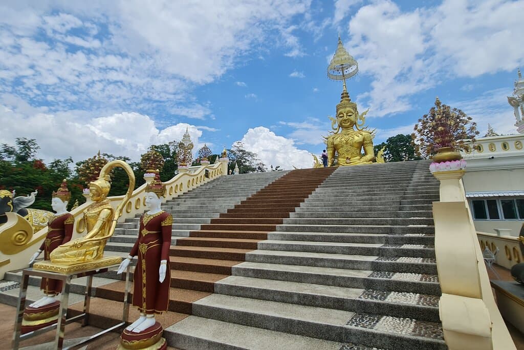 Big Buddha Hiking Trail