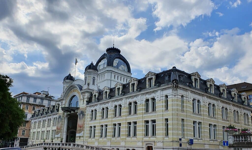 Villa Lumière Town Hall