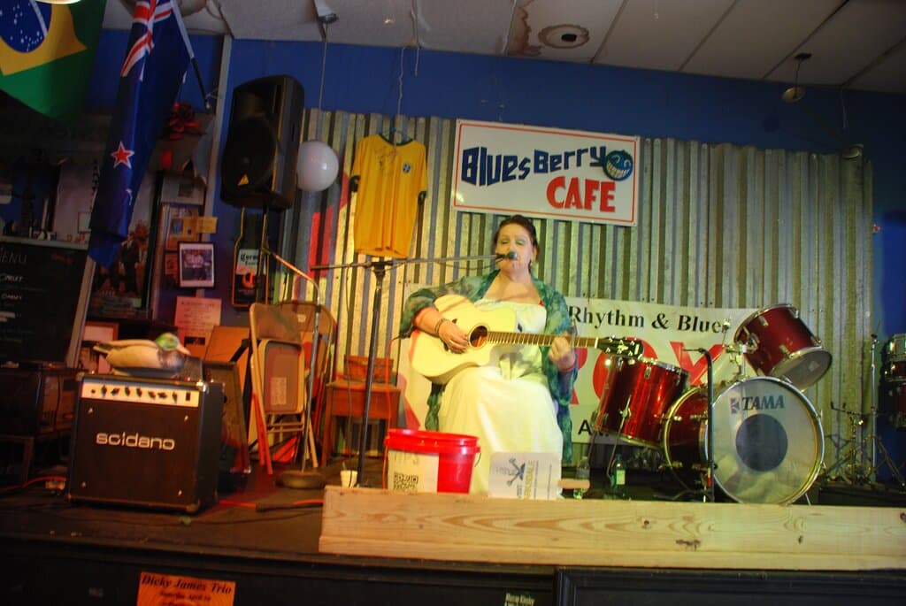 Live Blues music for breakfast on weekends