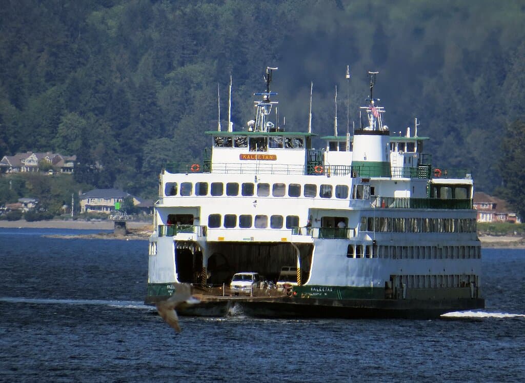 Washington State ferry headed for Bremerton