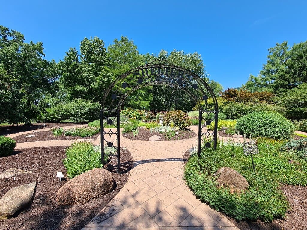 Shelter Gardens