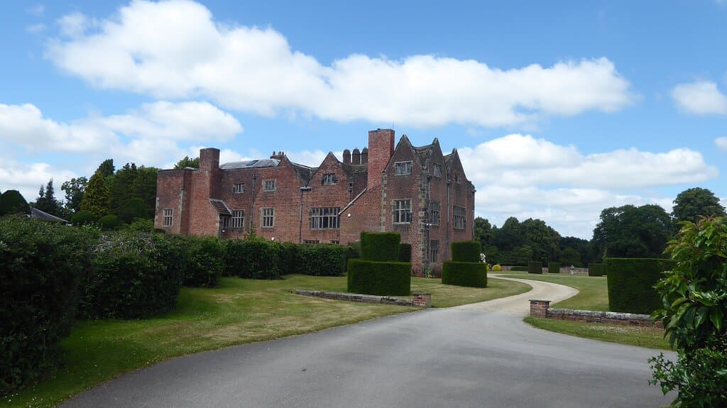 Approaching hall