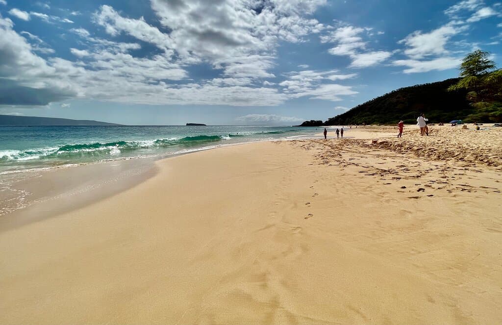 Pu'u Olai on the right at north end of Big Beach in Oneloa Beach area