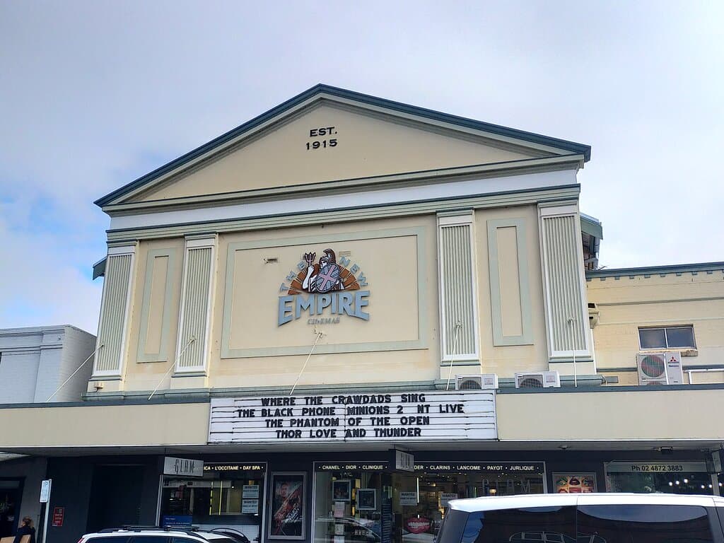 I love this cinema. It has its place in Australia's cinematic history, not least of which is it's status as Australia's longest continuously running cinema, it's owners' early investment in technology for movies with sound, it's use as a venue for several artistic pursuits and historical events, and its place in the community.