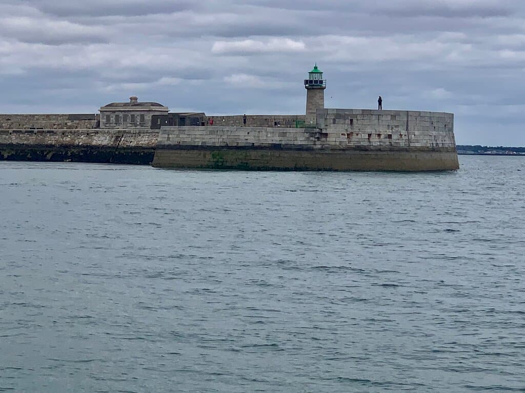 West Pier Lighthouse
