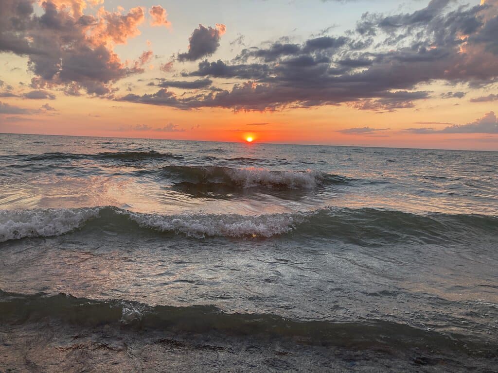 Stay for sunset 